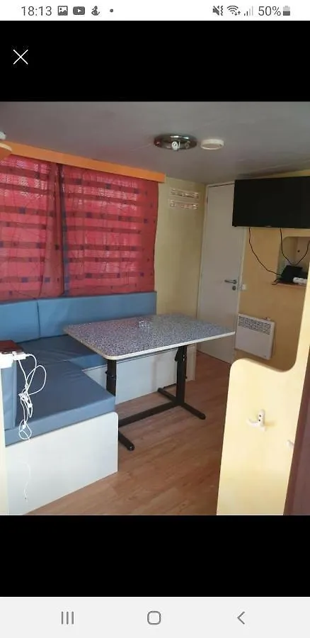 Mobile Home Dans Camping Frejus Campsite
